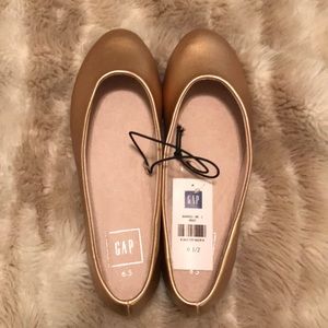 Gold metallic ballet flats- BRAND NEW